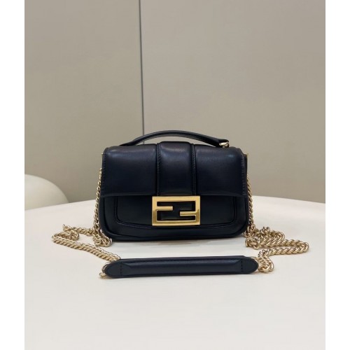 Fendi Baguette Schapenvacht tas 8BR6551 zwart