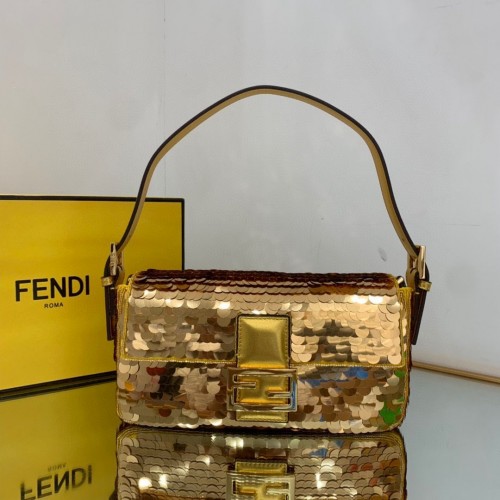Fendi FF Baguette goudkleurige metalen paillettenborduurtas 2017 goud