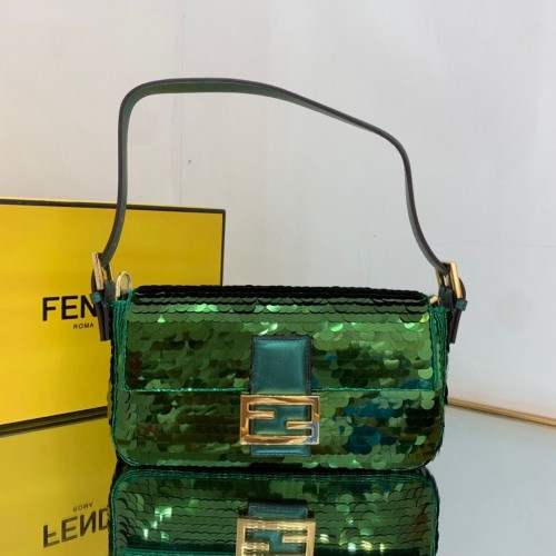 Fendi FF Baguette goudkleurige metalen paillettenborduurtas 2017 groen