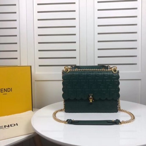 Fendi KAN IF leren tas 8BF053 groen