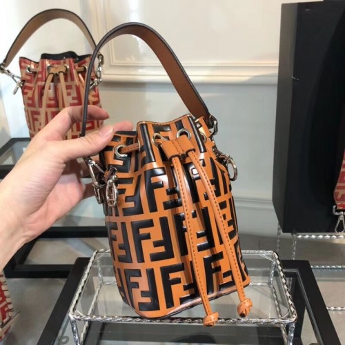Fendi KAN I LOGO Handtas F0835 bruin