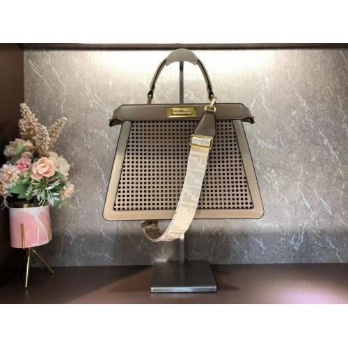 Fendi Peekaboo ISeeU geperforeerde leren tas F1658 abrikoos