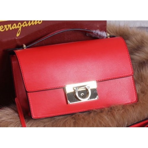 Ferragamo kalfsleren medium schoudertas SF099 rood