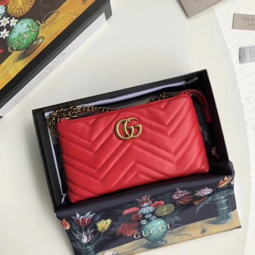 Gucci GG Marmont mini kettingtas 443447 rood