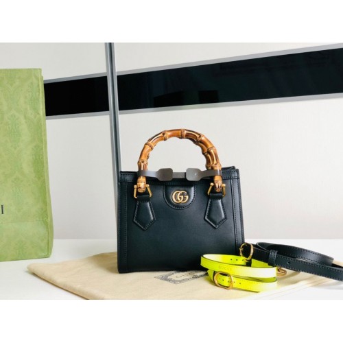 Gucci Diana GG Bamboo Top Handvat Originele Leren Mini Tas 655661 Zwart
