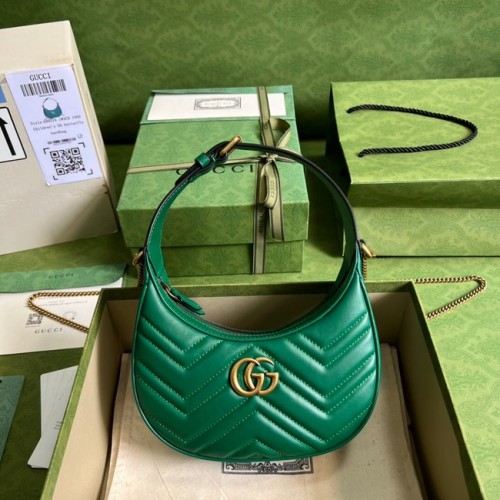 Gucci GG Marmont mini-tas in de vorm van een halve maan 699514 groen