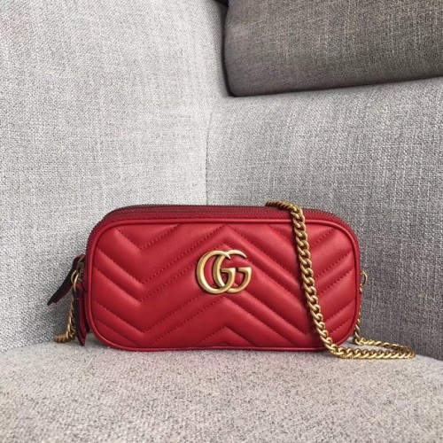 Gucci GG Marmont mini kettingtas 546581 rood