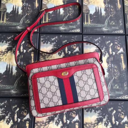 Gucci GG Supreme kleine schoudertas 523354 rood