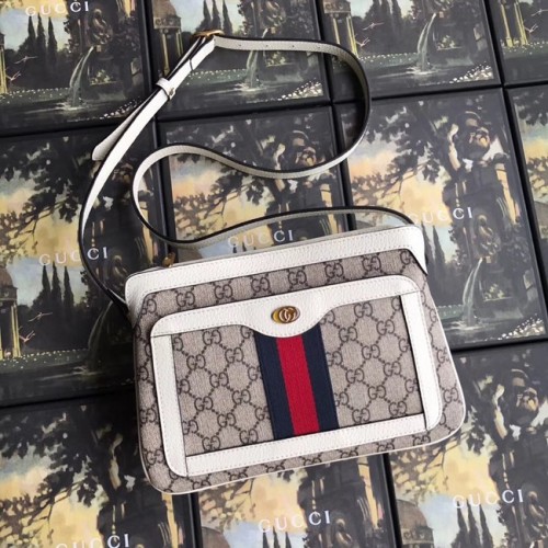 Gucci GG Supreme kleine schoudertas 523354 wit