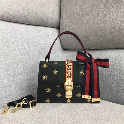 Gucci Sylvie kleine schoudertas A421882 zwart