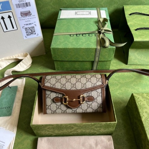 Gucci schoudertas met Interlocking G 699296 bruin