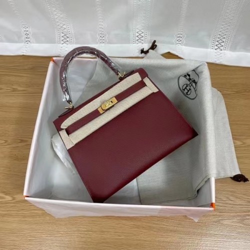 Hermes Kelly 25 cm schoudertassen Epsom KL2755 Bordeaux & goudkleurig metaal