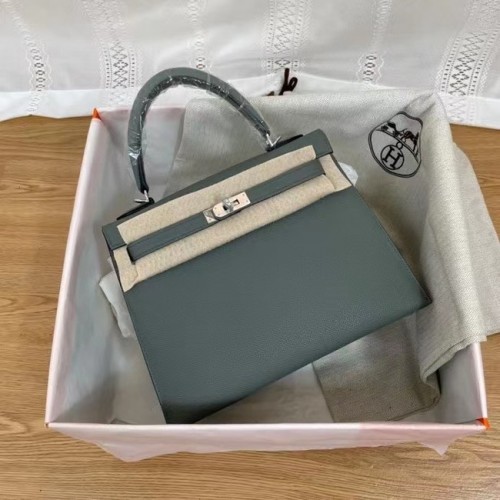 Hermes Kelly 25cm Schoudertassen Epsom KL2755 Mistblauw&zilverkleurig metaal