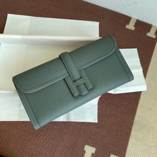 Hermes Original Espom Leather Clutch 37088 Amandelgroen