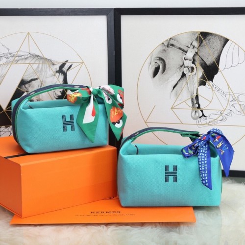 Hermes TROUSSE BRIDE-A-BRAC 25699 lichtblauw