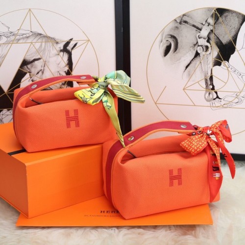 Hermes TROUSSE BRIDE-A-BRAC 25699 oranje