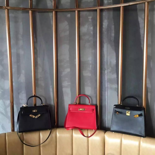 Hermes birkin 32CM zak gouden hardware H32695