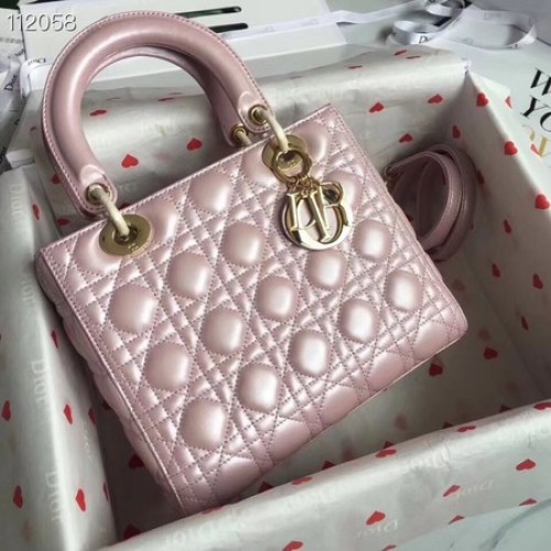 LADY DIOR TAS VAN LAMBSKIN CAL44550 parelmoerglansroze