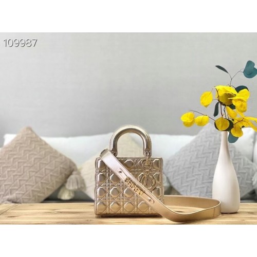 LADY DIOR MY ABCDIOR BAG goud Cannage lamsleer M0538O