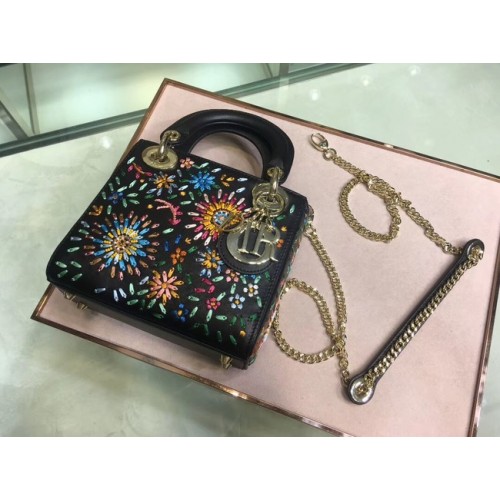 LADY DIOR geborduurd rundleer M05055