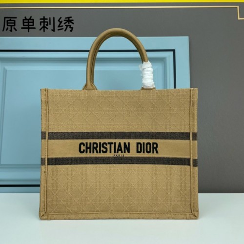 GROTE DIOR BOOK TOTE Geborduurd M1286ZRTY-15