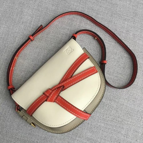 Loewe Crossbody Tassen Origineel Leer 8088 roomwit