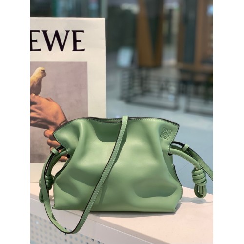 Loewe Lucky Bags Leer LE0556 groen