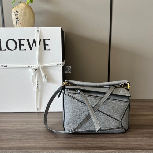 Loewe mini puzzeltas origineel leer 6134 grijs
