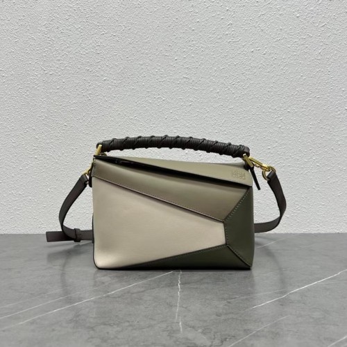 Loewe kleine puzzeltas origineel leer A6125 grijs