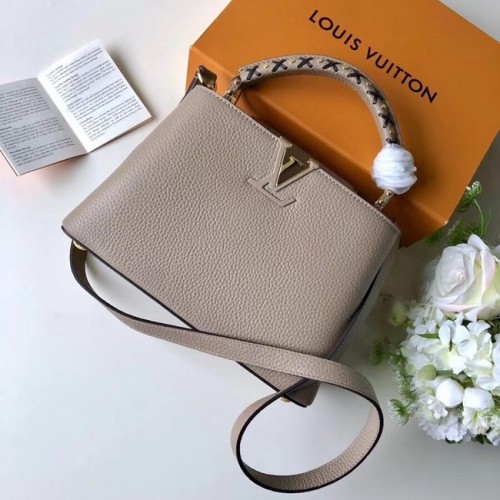 Louis Vuitton CAPUCINES PM M52387 grijs
