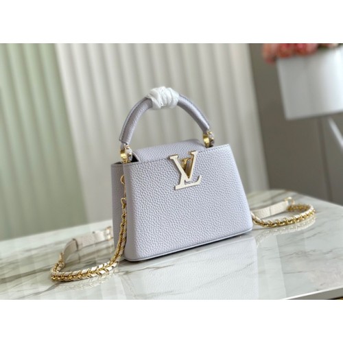Louis Vuitton CAPUCINES PM M57228 Parelwit