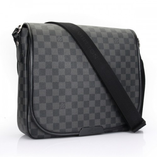 Louis Vuitton Damier Grafiet Canvas Daniel MM N58029
