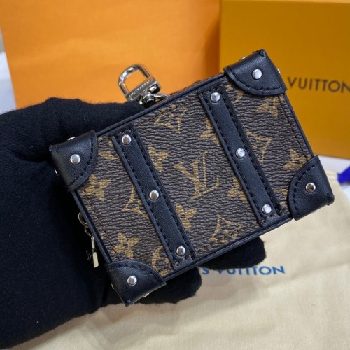 Louis Vuitton FLIGHT MODE BAG CHARM EN SLEUTELHOUDER M00543