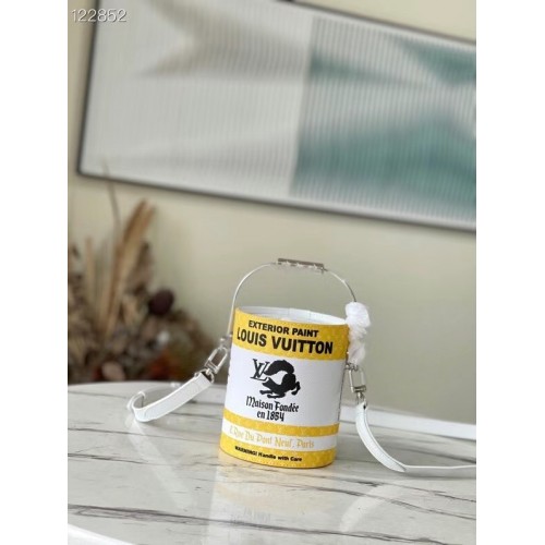 Louis Vuitton Louis Vuitton VERFBLIK M81590 geel