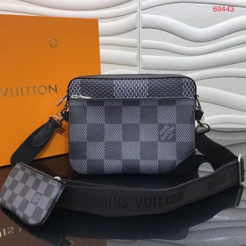 Louis Vuitton MESSENGER M69443 zwart