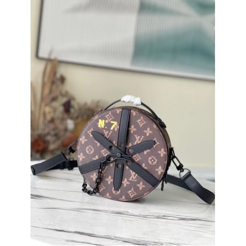 Louis Vuitton Monogram Canvas M59706 zwart