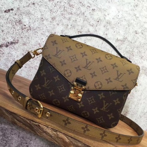 Louis Vuitton Monogram Canvas POCHETTE METIS M41465 Bruin