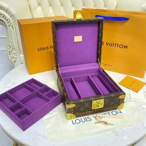 Louis Vuitton NICE SIERADENKOFFER M47120 paars