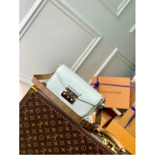 Louis Vuitton SWING M20393 wit