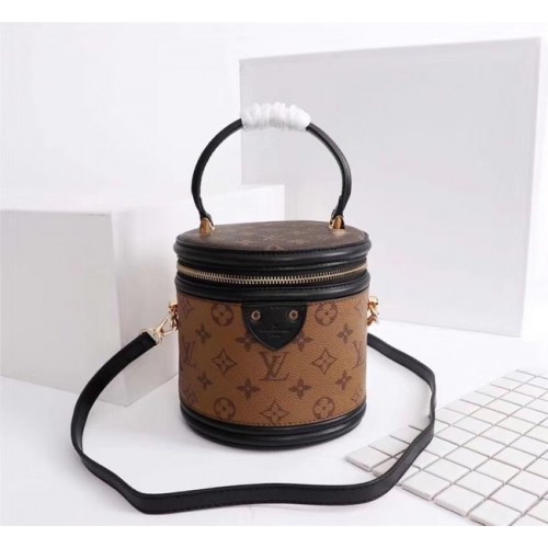 Louis Vuitton TOILETTAS M62788