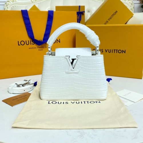 Louis Vuitton krokodillenleer CAPUCINES MINI M81190 wit