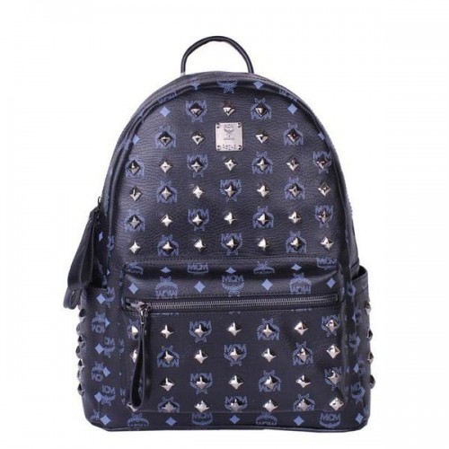 MCM Stark medium rugzak met studs MC2089 zwart