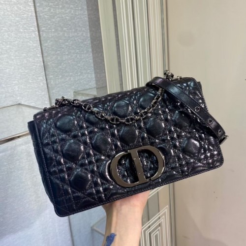 MEDIUM DIOR CAROBAG Geïmporteerde washuid M9242 zwart