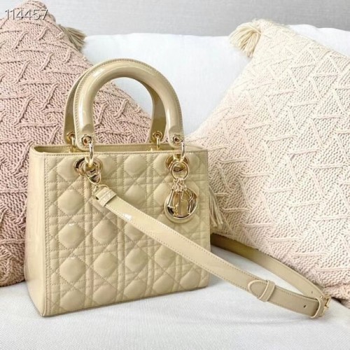 MEDIUM LADY DIOR BAG Beige lakleer van Cannage-kalfsleer M0565OW