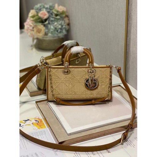 MEDIUM LADY DIOR TAS C9627 Abrikoos