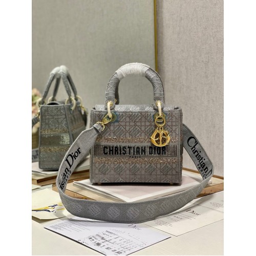 MEDIUM LADY DIOR BAG M0565O grijs