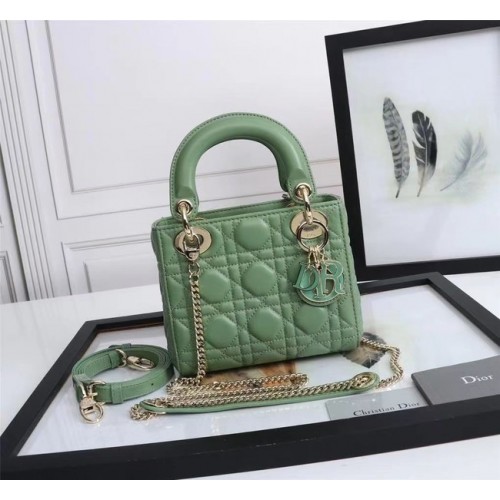 MINI LADY DIOR BAG Lamsleer M0566OE groen