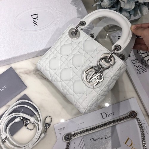 MINI LADY DIOR TAS Lamsleer M0566OW wit en zilver