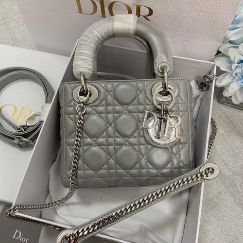 MINI LADY DIOR TAS Patent Cannage kalfsleer M0566OW grijs en zilver