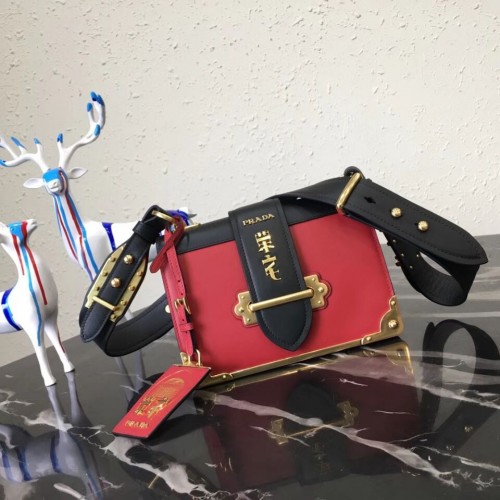 Prada Cahier Leren Schoudertas 1BD045 Zwart&Rood